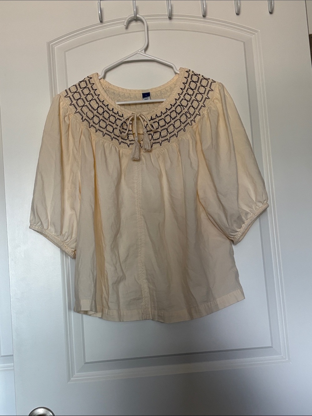 Old Navy Embroidered Cream Peasant Top